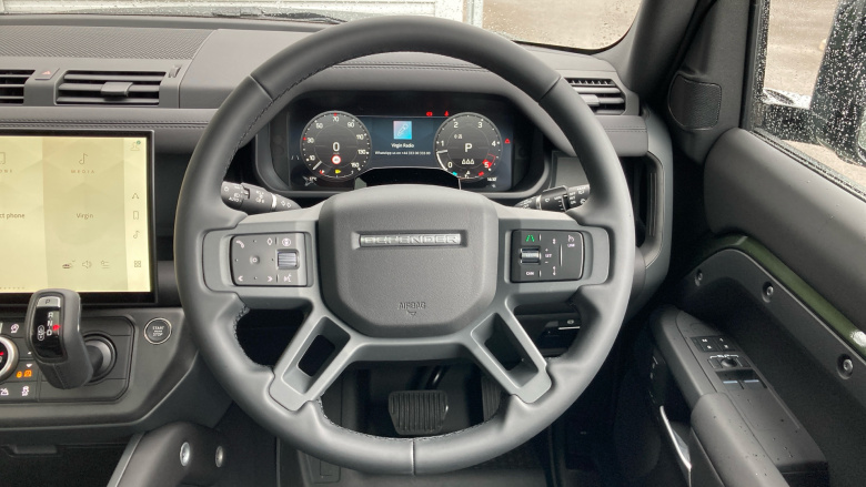 Land Rover Defender 3.0 D250 X-Dynamic SE 90 3dr Auto Diesel Estate